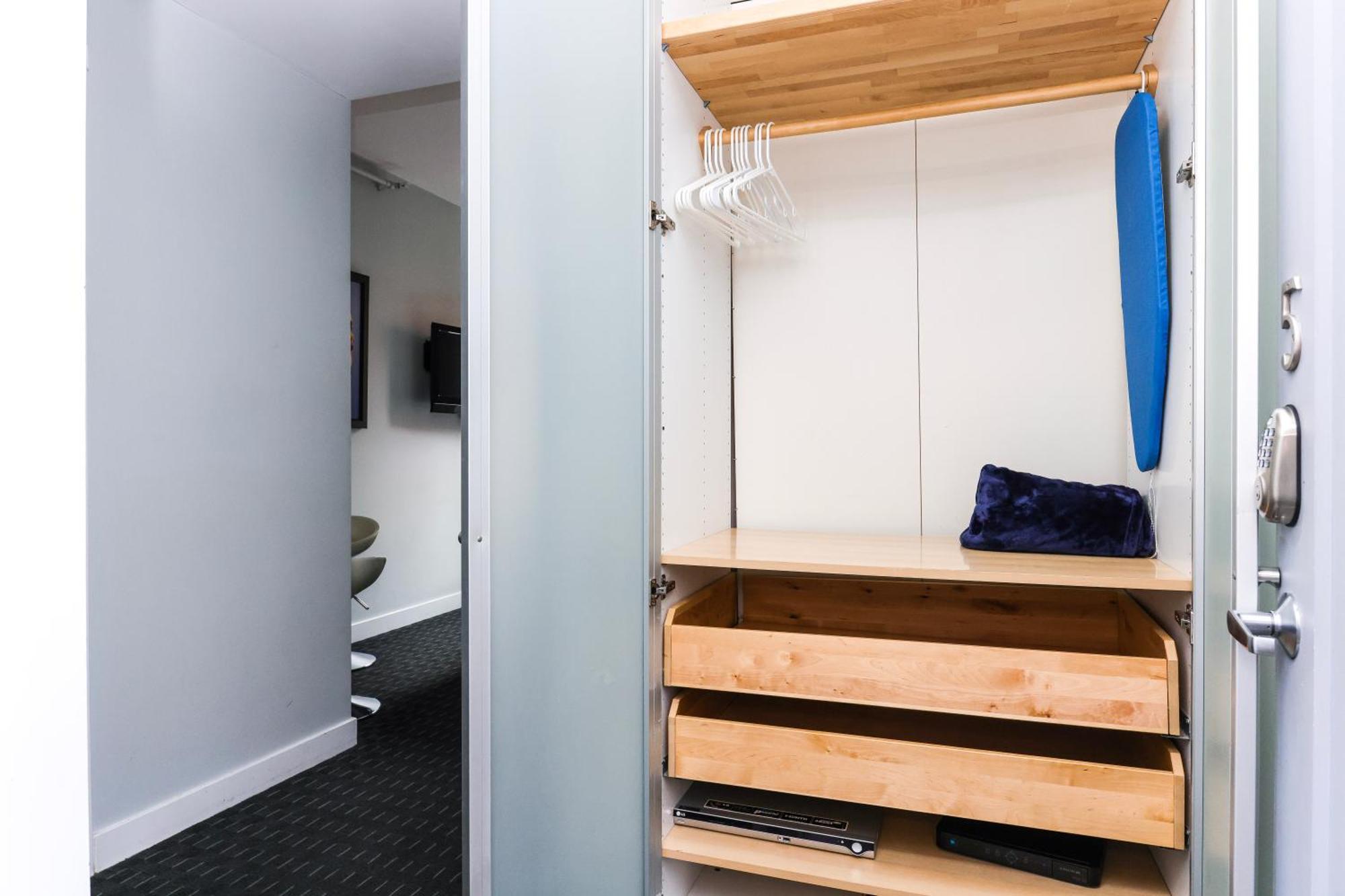 Cozy Newbury Street Studio, #5 Boston Bagian luar foto